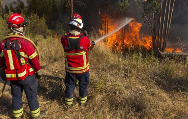 Bombeiros pedem “medidas urgentes” para se evitar situação de crise