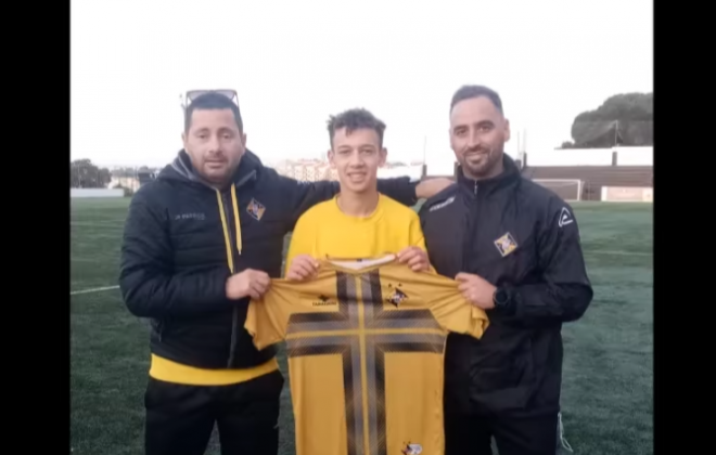 Filipe Ribeiro assina pelo Estrela da Amadora SAD