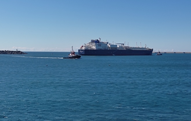 Navio Vladimir Vize já deixou o Porto de Sines