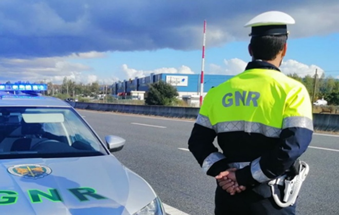 Condutor detido em Grândola por uso de cartão de condutor (tacógrafo) alheio