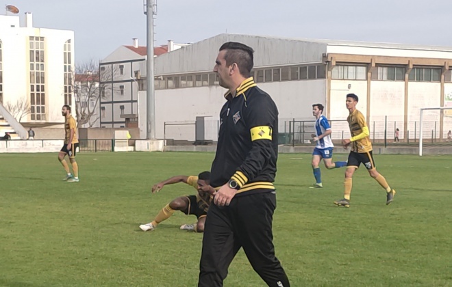 Vasco da Gama de Sines recebe o Trafaria neste domingo às 17 horas
