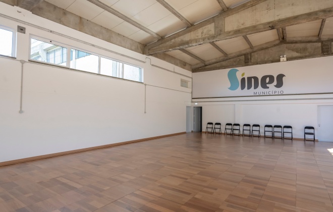 Município de Sines melhora instalações do Pavilhão Municipal com uma nova sala polivalente