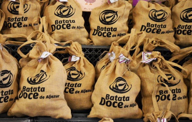 Até domingo a melhor batata-doce do mundo celebra-se em Aljezur