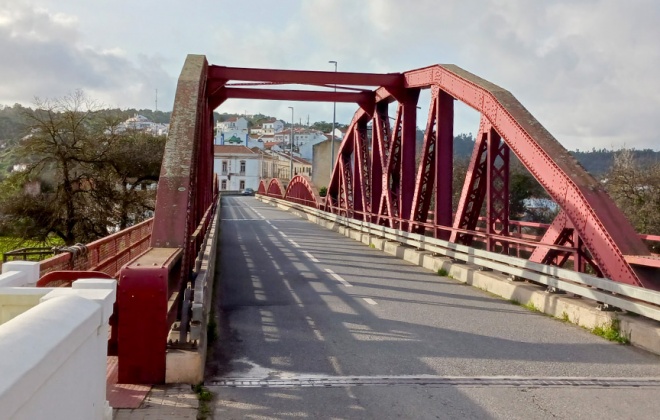 Foram concluídos os trabalhos na Ponte de Odemira localizada na EN120