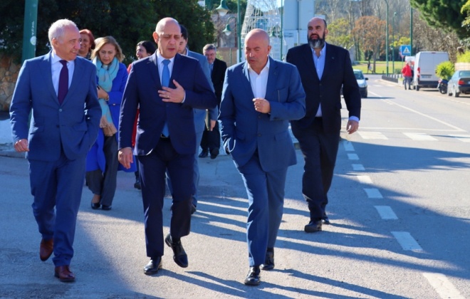 Ministro da Saúde visitou esta segunda-feira o concelho de Aljezur