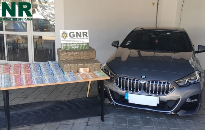 Ficaram em prisão preventiva os dois detidos pela GNR após perseguição na A2 em Grândola