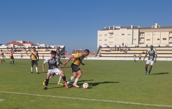 Vasco da Gama recebe o Quinta do Conde neste domingo às 17 horas