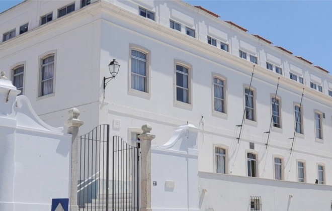 Câmara Municipal de Sines atribui 82 bolsas de estudo a alunos do concelho