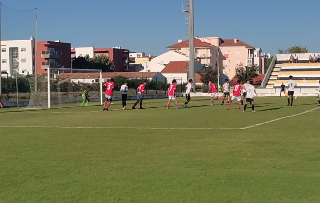 Iniciados B do Benfica venceram em Sines por 2-1