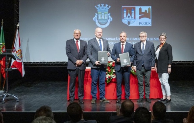 Município de Sines e município polaco de Plock assinaram acordo de geminação