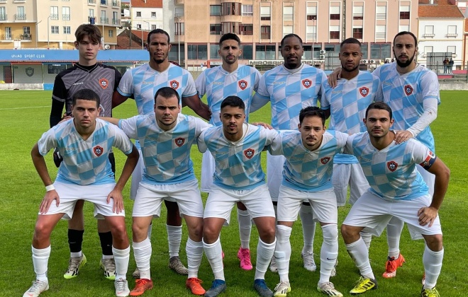 União de Santiago do Cacém venceu em Melides e continua líder da 2.ª divisão da A.F. Setúbal (com áudio)