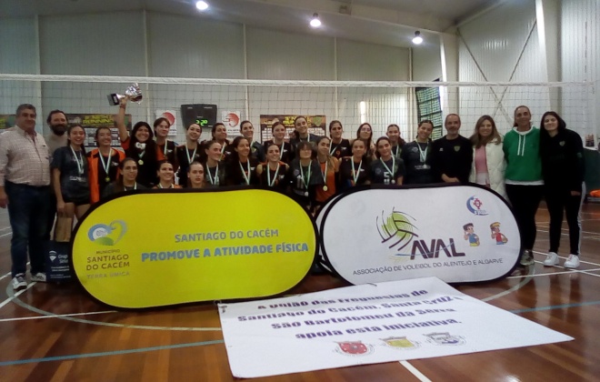 Equipa de juvenis femininos de voleibol do Juventude Atlético Clube sagrou-se vice-campeã regional