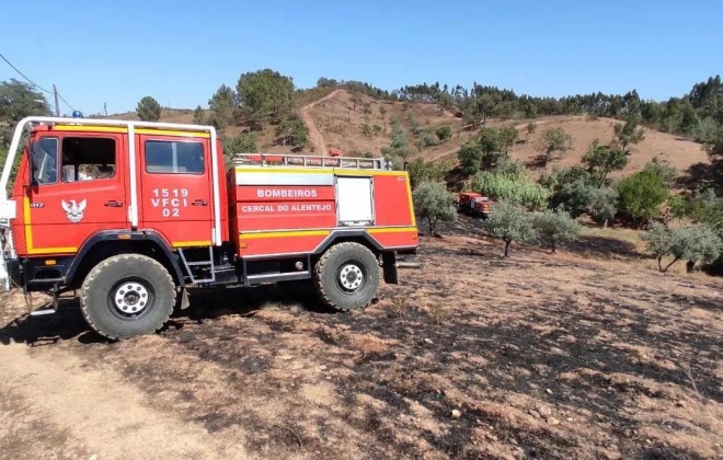 Bombeiros do Alentejo Litoral apoiaram no combate a incêndio em Aljustrel