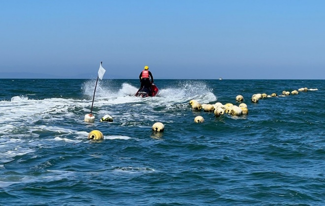 Autoridade Marítima recuperou boias que tinham saído da Lagoa de Santo André para o mar
