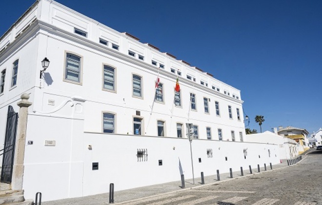 Dia de Elevação de Sines a Cidade assinalado com a entrega de medalhas de mérito municipal