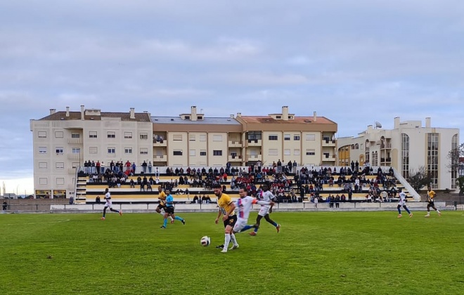 Vasco da Gama recebe o Almada e o União de Santiago joga em Setúbal frente ao Vitória