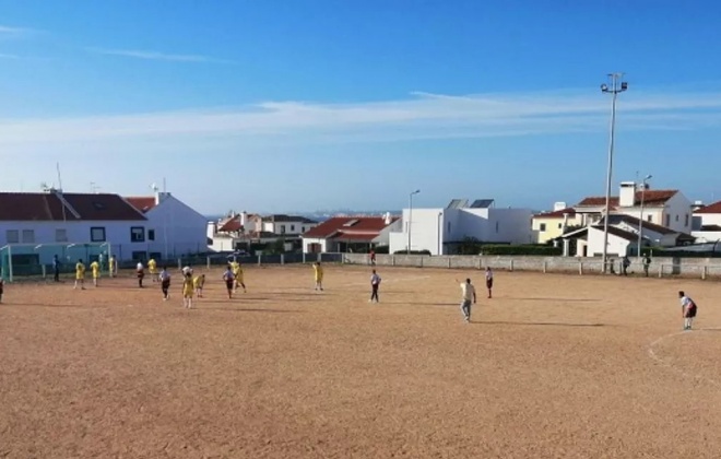 Requalificação do campo de futebol de Porto Covo vai arrancar brevemente
