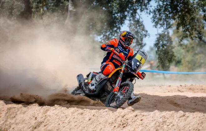 Daniel Sanders é o protagonista no arranque do bp Ultimate Rally-Raid Portugal
