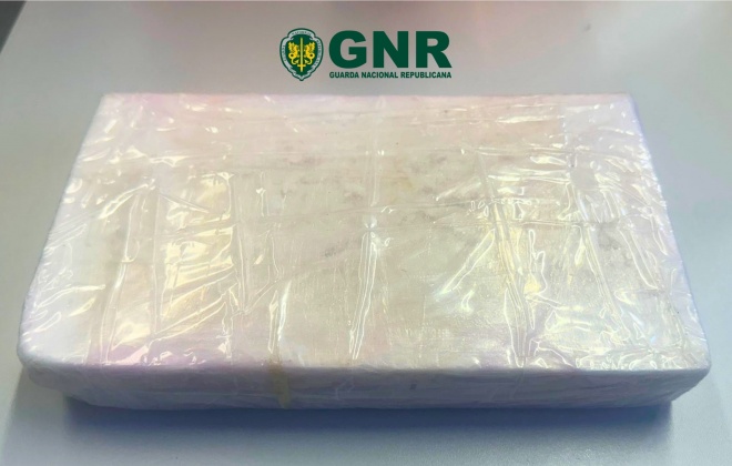 GNR apreende 6250 doses de cocaína em Troia