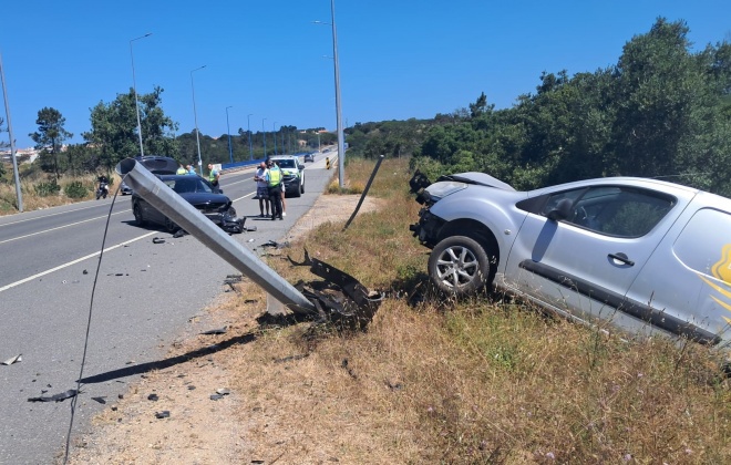 Colisão provoca três feridos na EN393 no concelho de Odemira