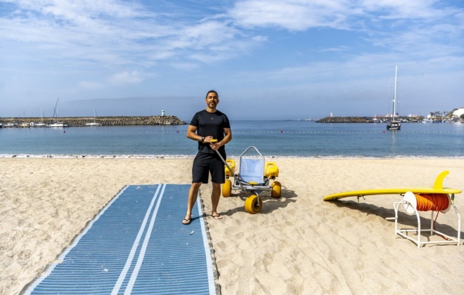 Praia Vasco da Gama disponibiliza apoio ao banho até 30 de agosto