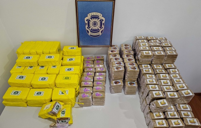 Policia Judiciária deteve um homem na área de serviço de Grândola na posse de 100 quilos de droga
